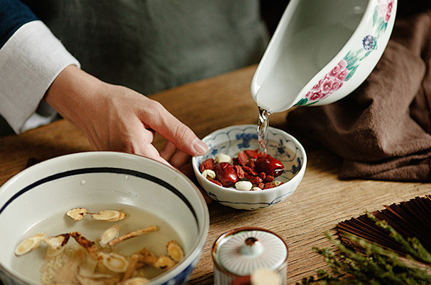 大暑正伏天，養生重在防暑養心健脾